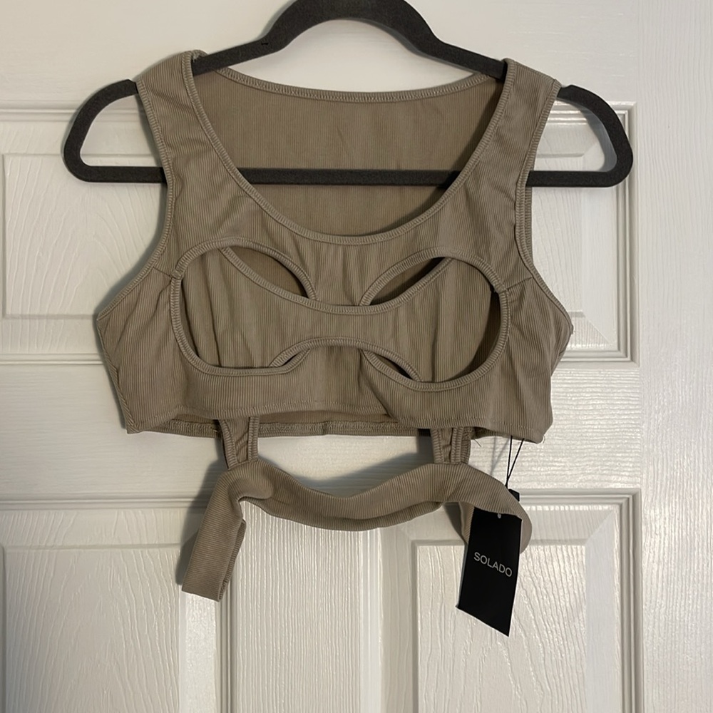 Solado Ribbed Cut Out Sleeveless Tank Top - Picture 4 of 6